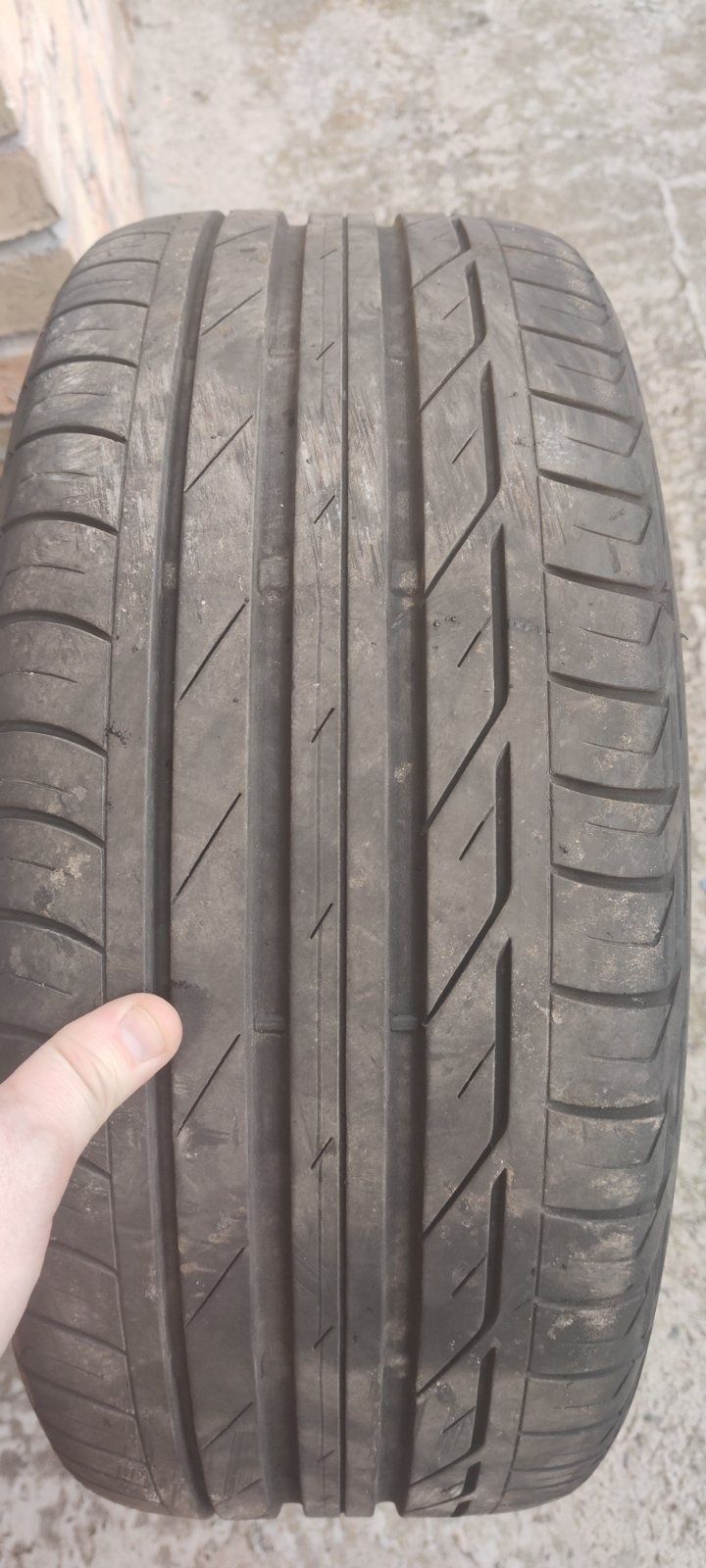 Бриджстоун Тюранза Т001 225/45 r17