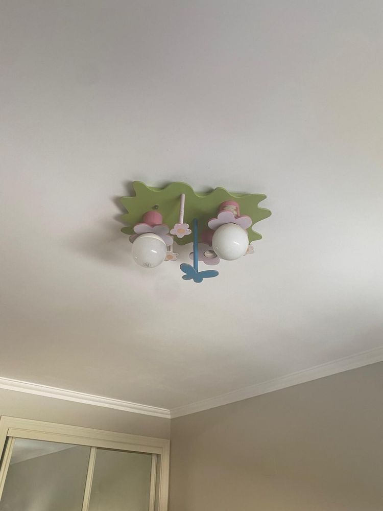 Candeeiro de tecto infantil