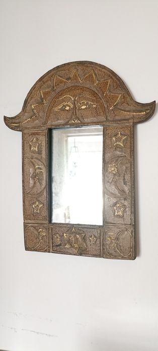 espelho de madeira esculpida étnico