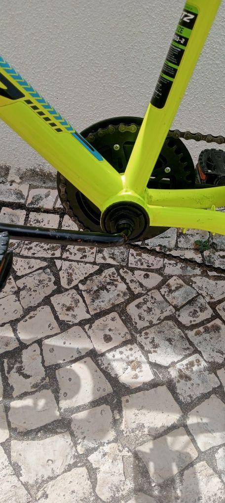 Bicicleta Spitz roda 20 em bom estado