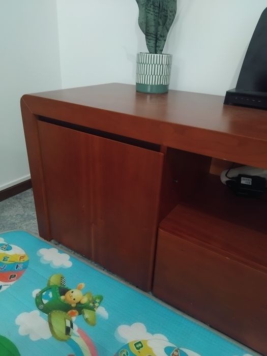 Movel basa tv cerejeira