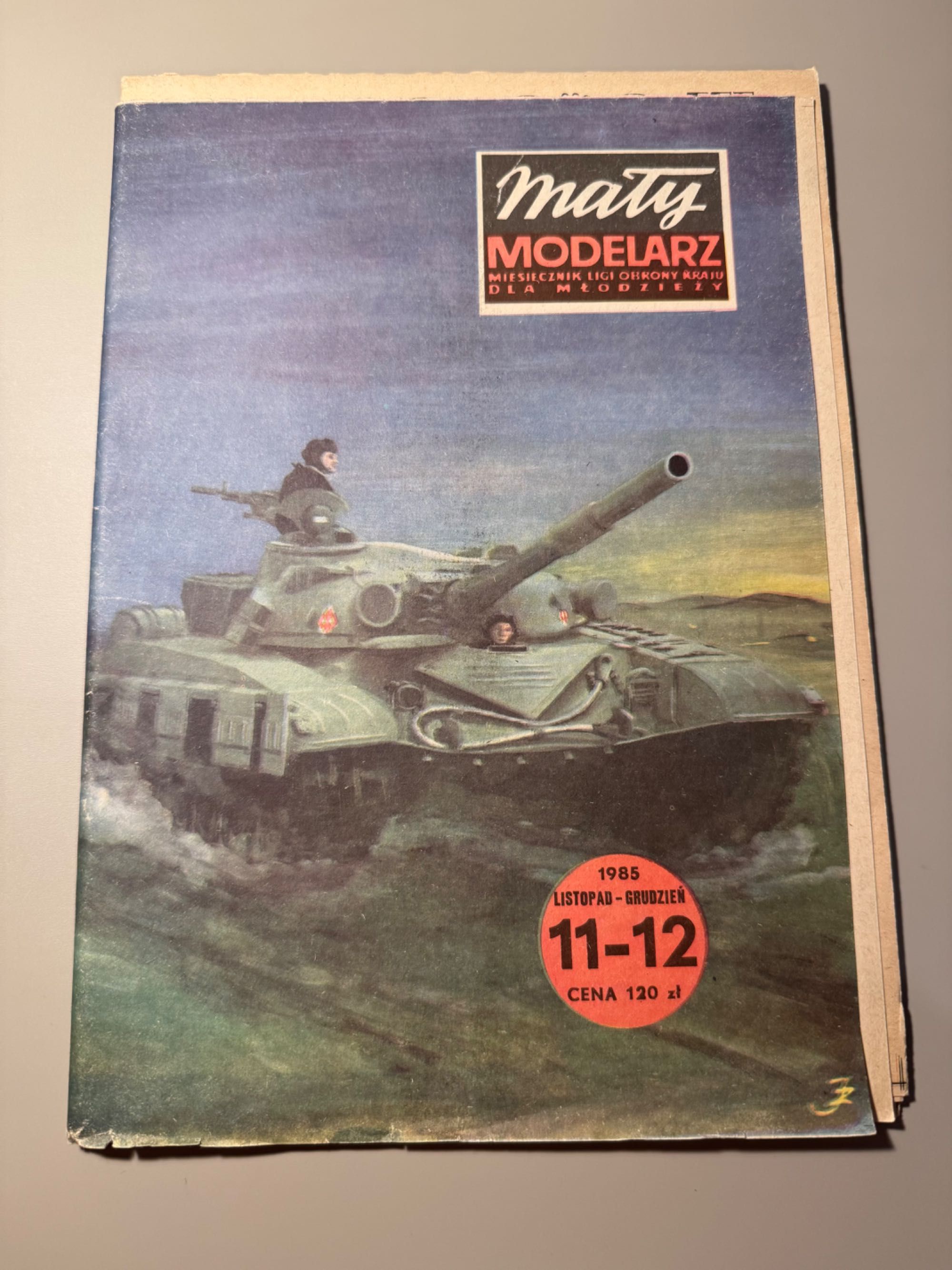 Mały Modelarz 11-12/85 czołg T-72