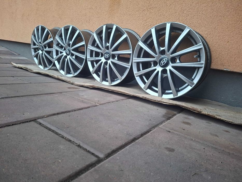 Alu Felgi Aluminiowe 4x100 14 Cali Hyundai i10 i20 Getz Accent Matrix