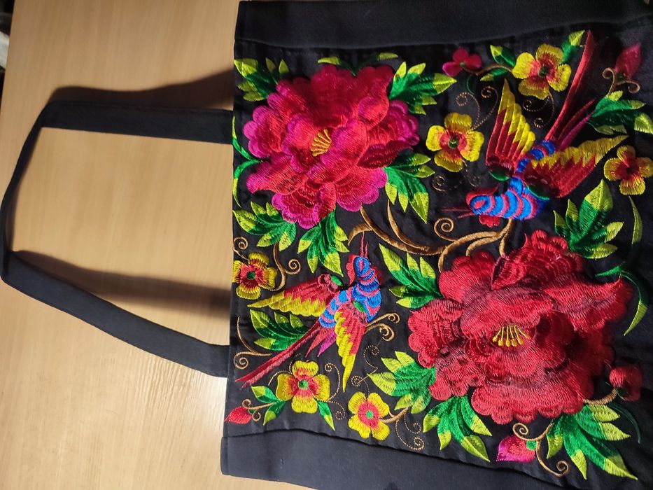 Сумка жіноча чорна етно шопер вишивка вишита сумка вишиванка