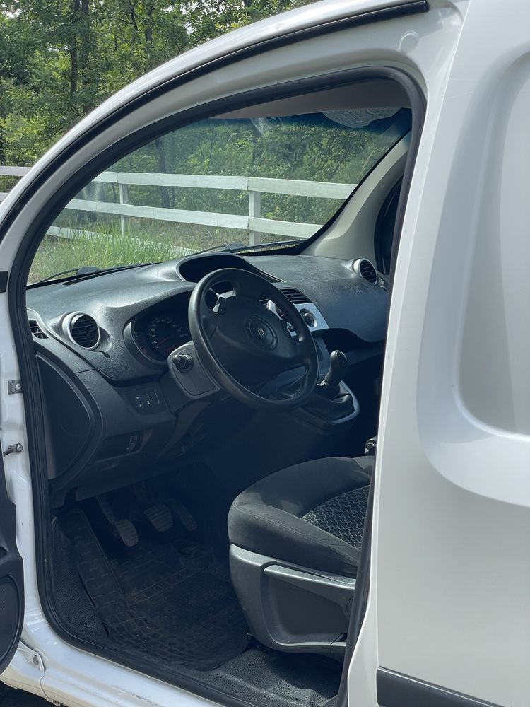 Продам Renault Kangoo 2012, в чудовому стані!!