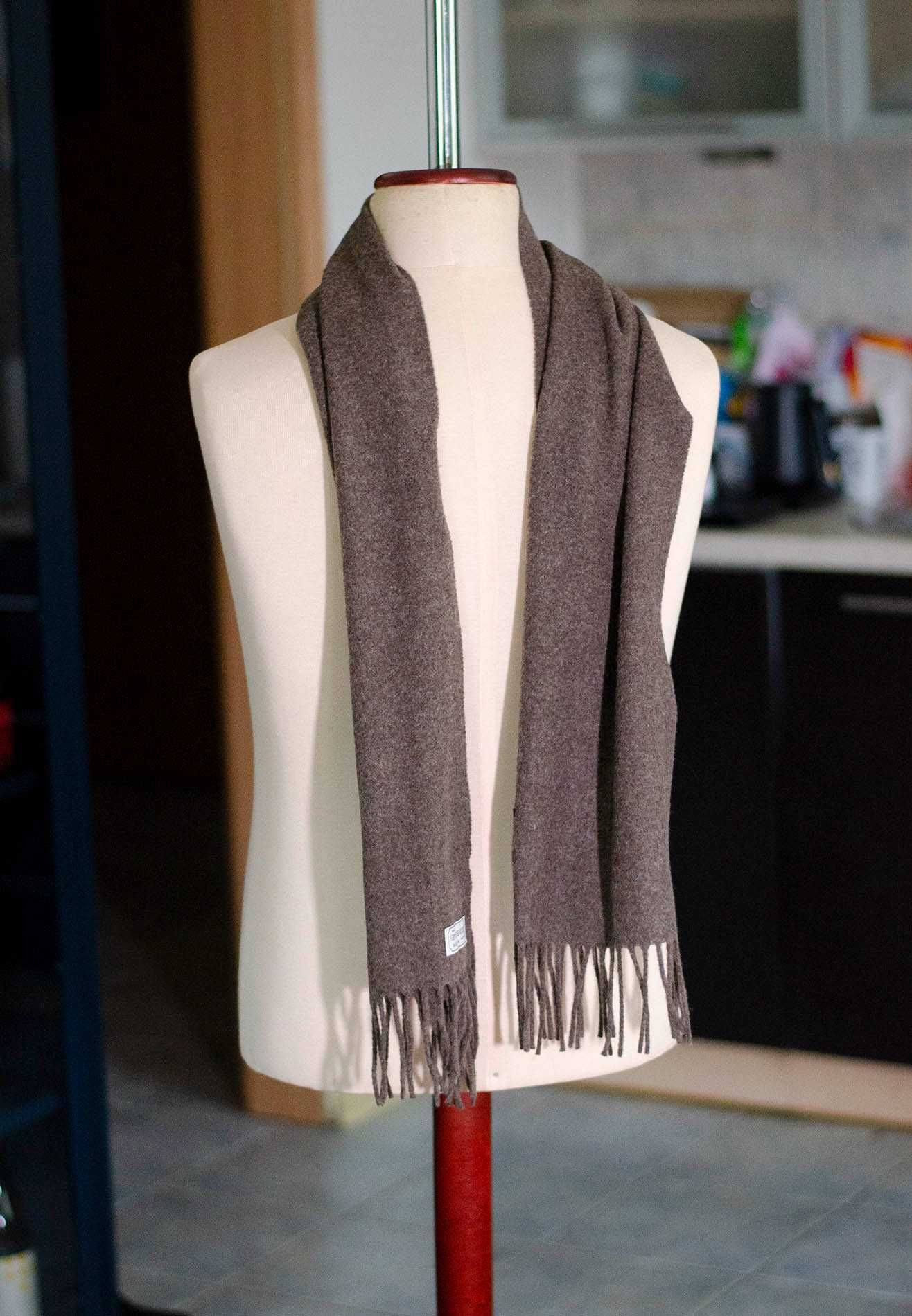 Włoski szal Saddler, 100% wełna, brązowy, old money, Pure Lambswool