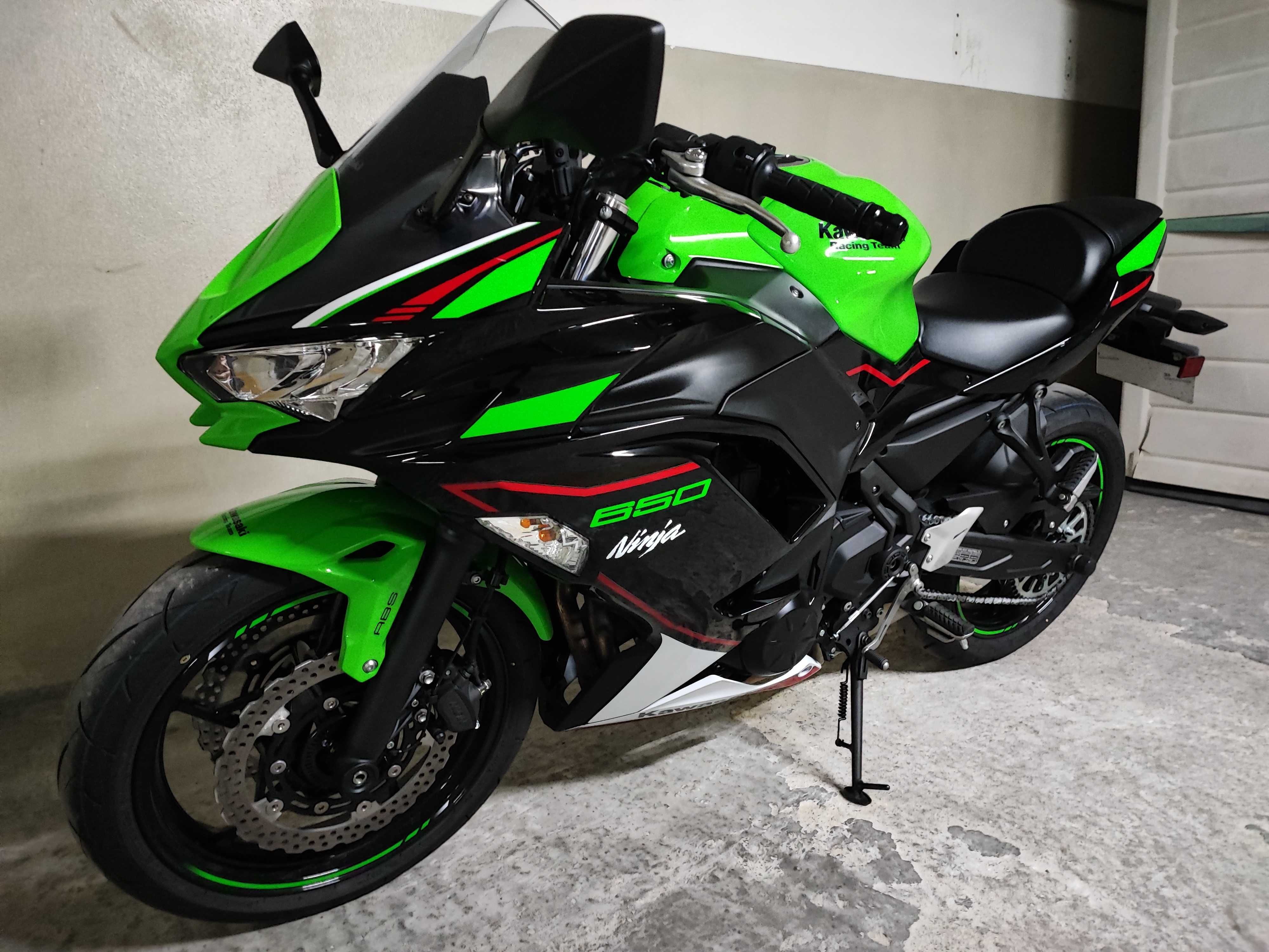 Kawasaki Ninja 650 modelo KRT