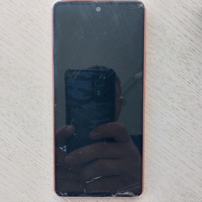 Продам Samsung A536 6/128