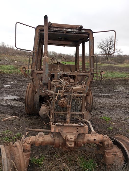 Продаю трактора в неробочому стані