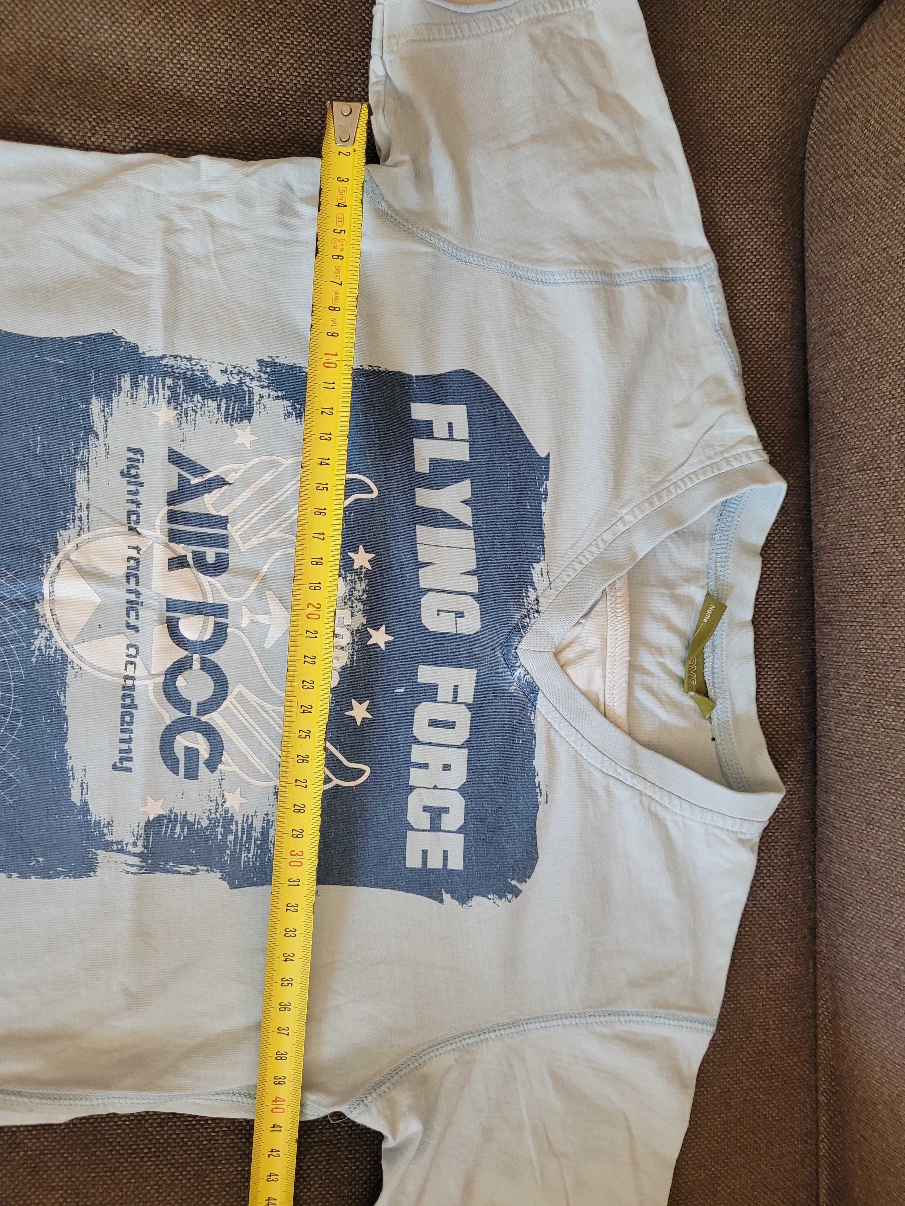 Błękitna koszulka 134-140 cm