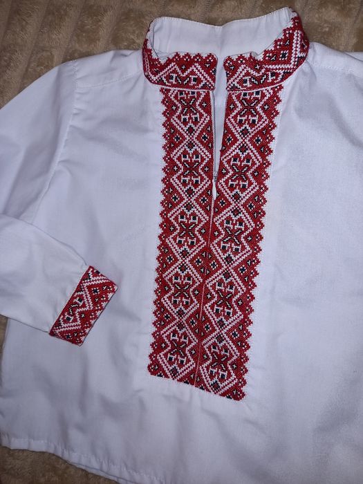 Вишиванка на 2 роки