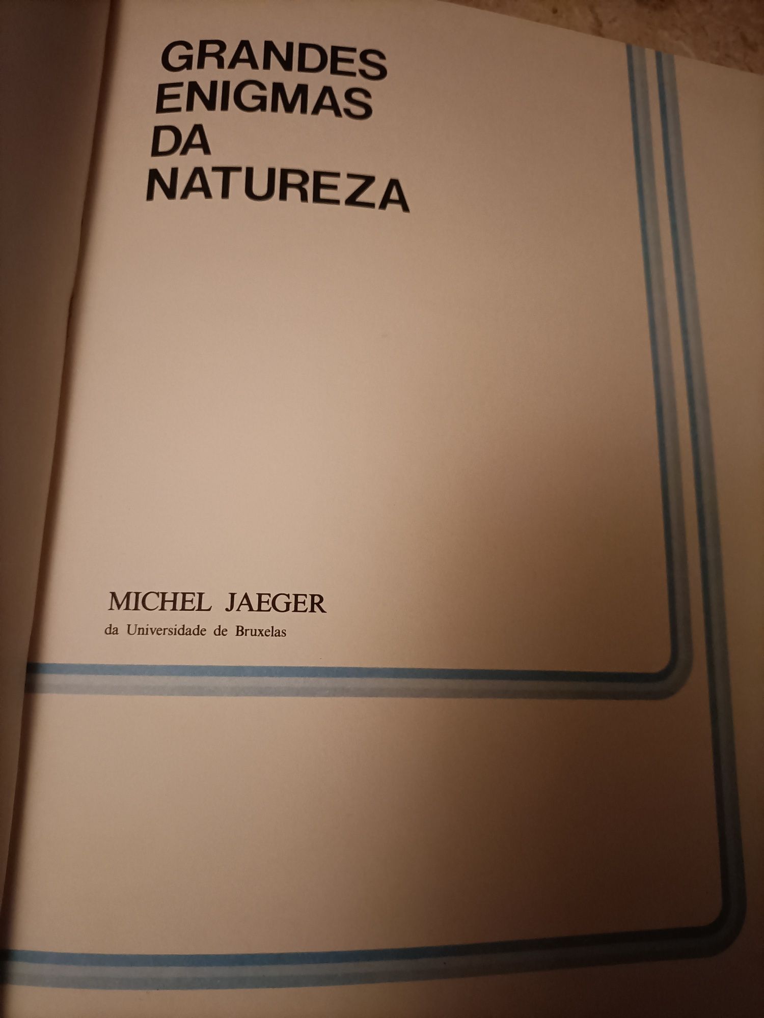 Livro Rock Stars 5 Anos Rock em Portugal e Grandes Enigmas da Natureza