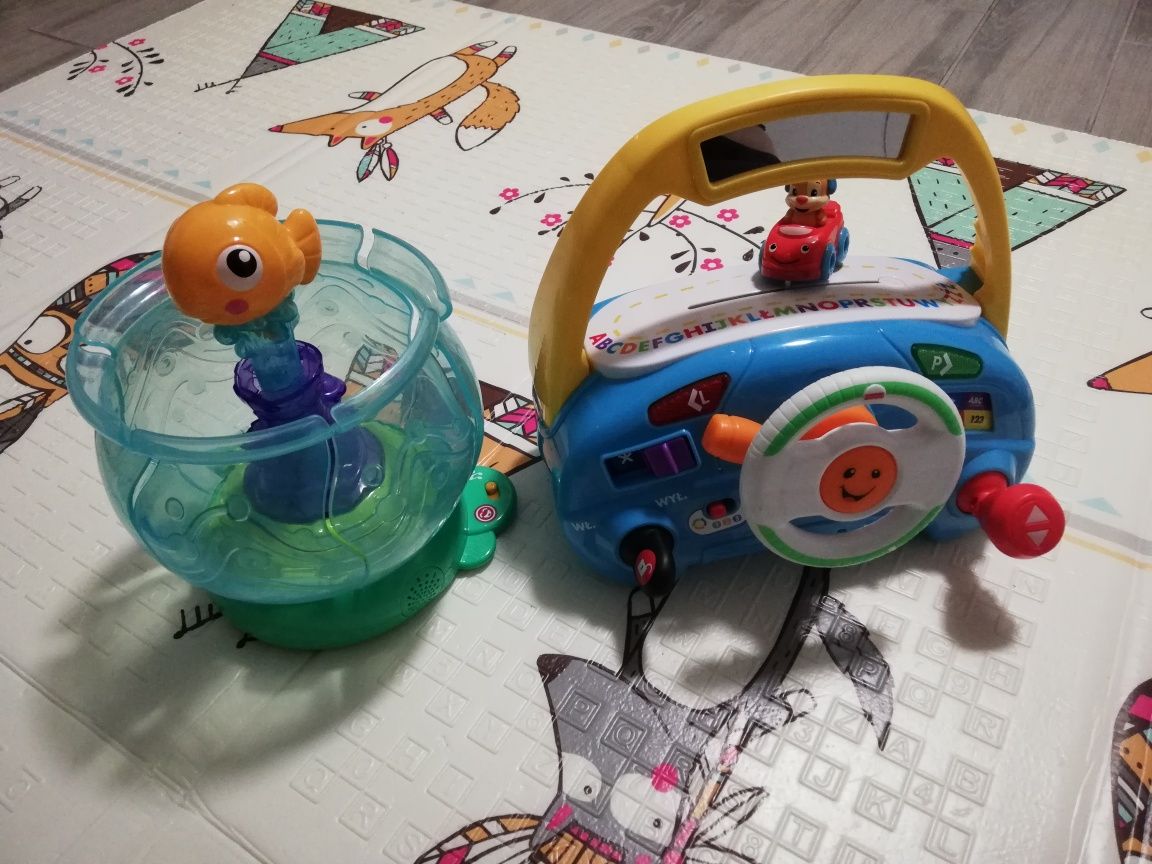 Kierownica fisher Price i akwarium z rybką i z piłeczkami