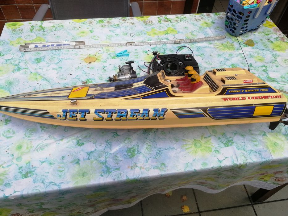 Motorowka rc  Kyosho jet stream  GP - 10 spalinowa wysyłka