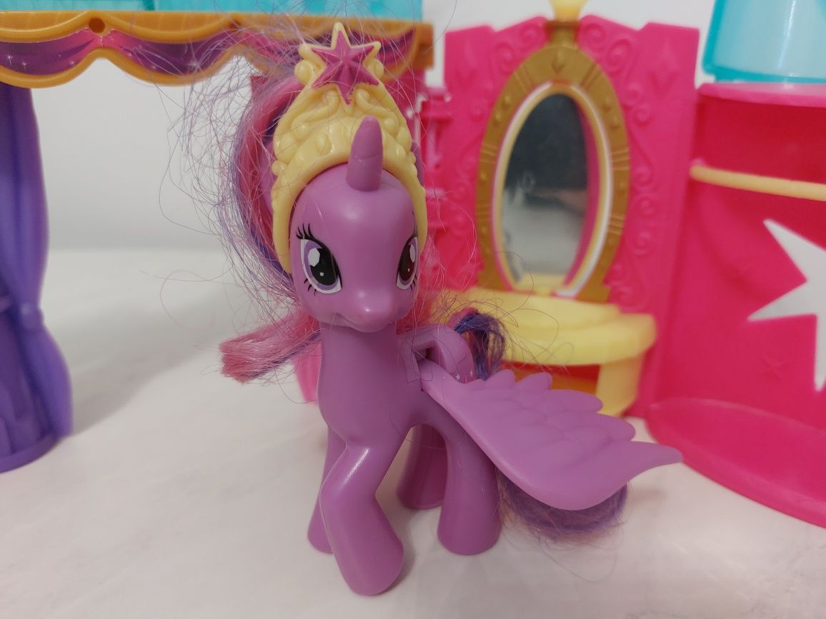 Krysztalowy zamek my little pony księżniczka  cadence