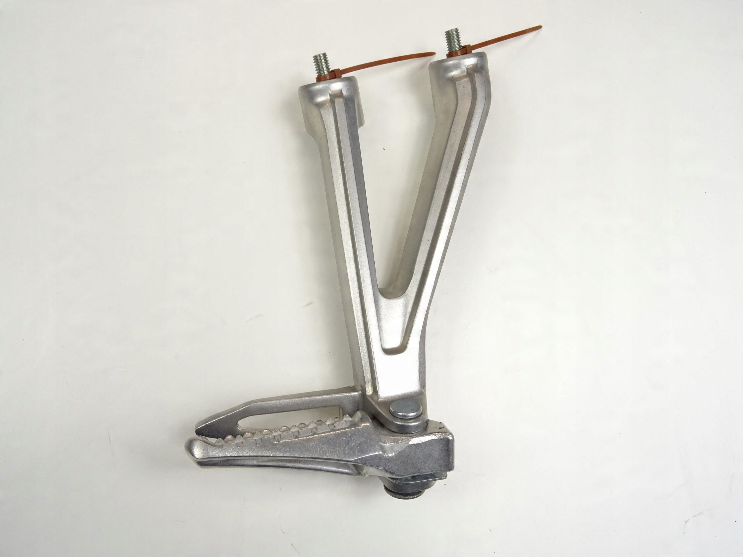 Honda Cbr 650 Set podnóżek Prawy tył Tylny 19   23