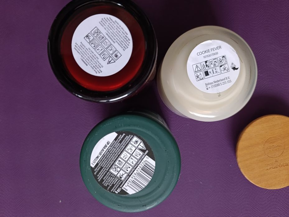 3 świeczki zapachowe, wypalone do połowy