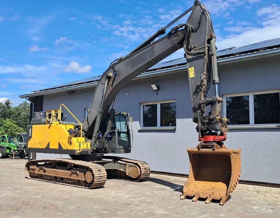 Volvo EC300EL  2016r 9281h Rototilt INDEXATOR GPS 3D LEICA Centralne Smarowanie