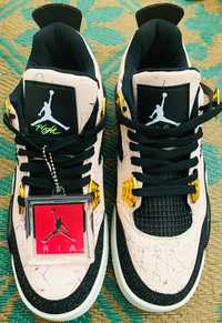 Tênis Air Jordan 4 Retro