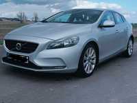 Volvo V40  Rok 2013  Diesel 1.6