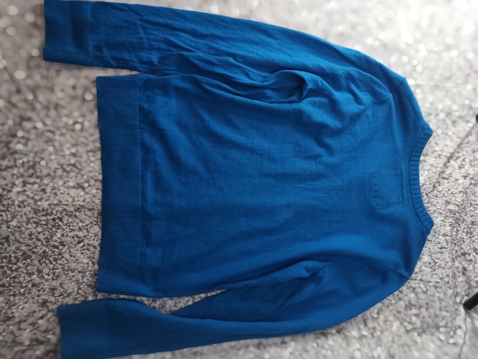 Sweter męski niebieski dekolt w serek, Hollister XL