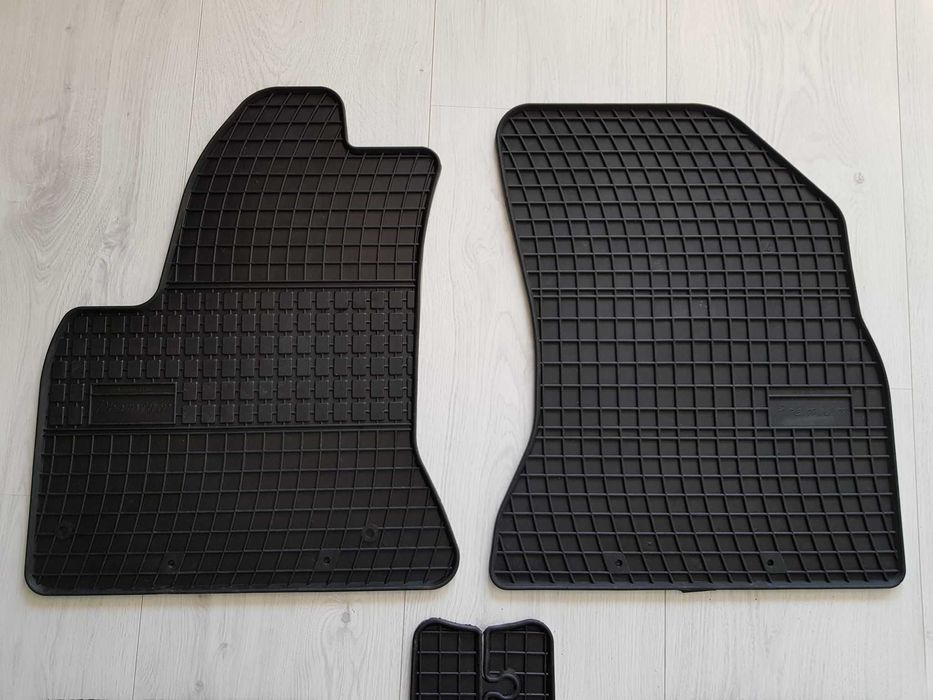 Dywaniki Gumowe Citroen C4 Picasso I 06-13 Dopasowane 5 Osobowy