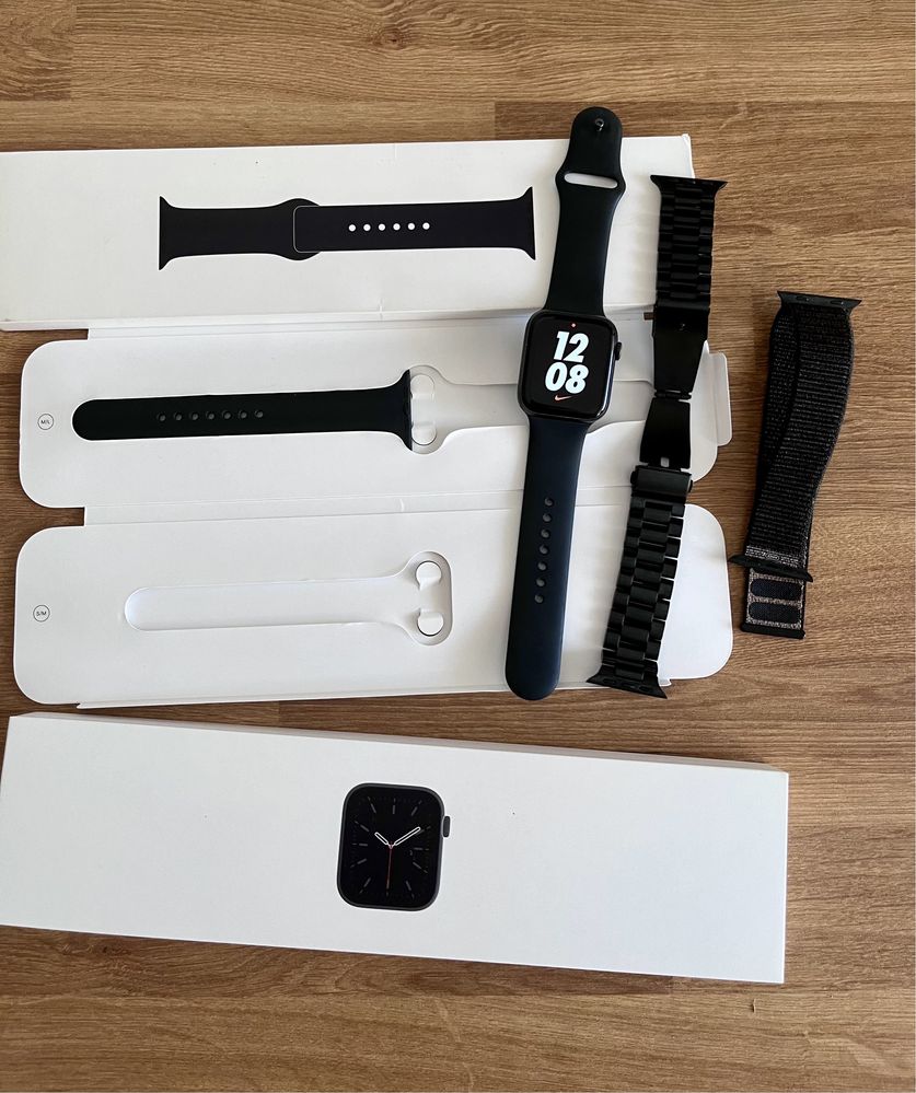 Apple Watch Séries 6 SPACE GRAY 44mm GPS + Pulseiras