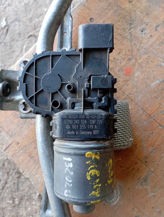 Limpa Vidros completo Polo IV 9N