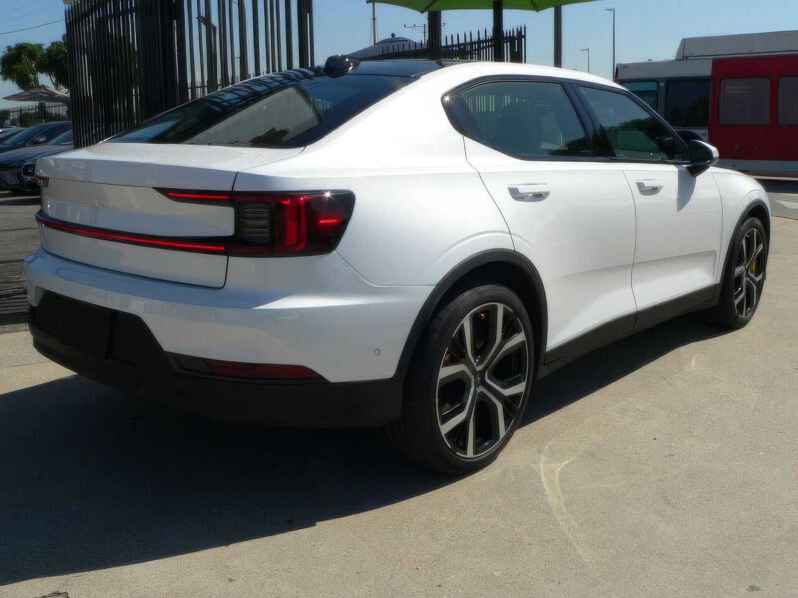 2022 Polestar 2 Long Range Dual Motor