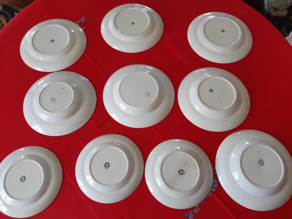 Serviço Jantar de Sacavém  com Flores- Rosinhas Vermelhas