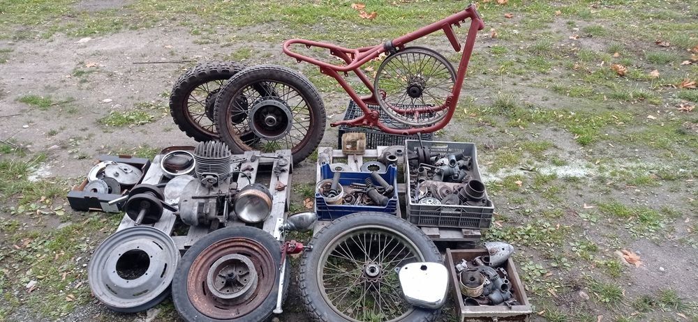 Części Junak M10 M07  Silnik shl m11 koła osa lampa zmieniacz rama