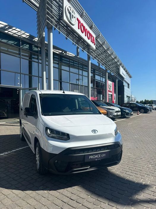 Toyota Proace City NOWA Toyota Proace City Standard 1.5 100km z pakietem ZWL