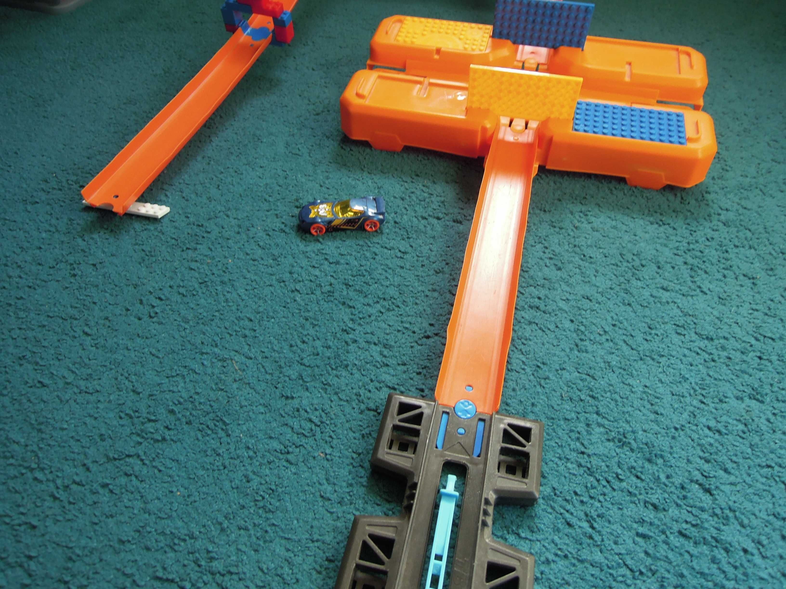 Hot Wheels Track Builder Zestaw Startowy Skrzynka
