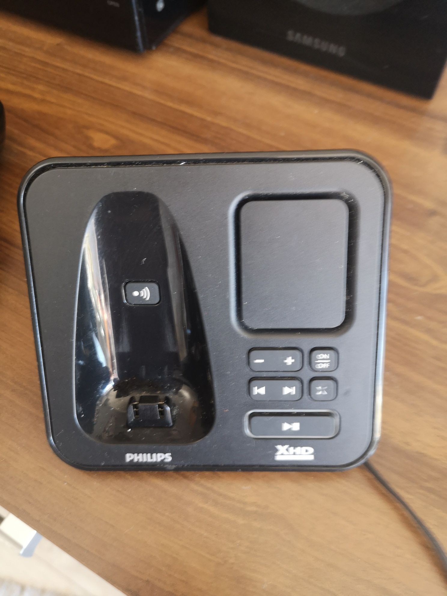 Telefon stacjonarny