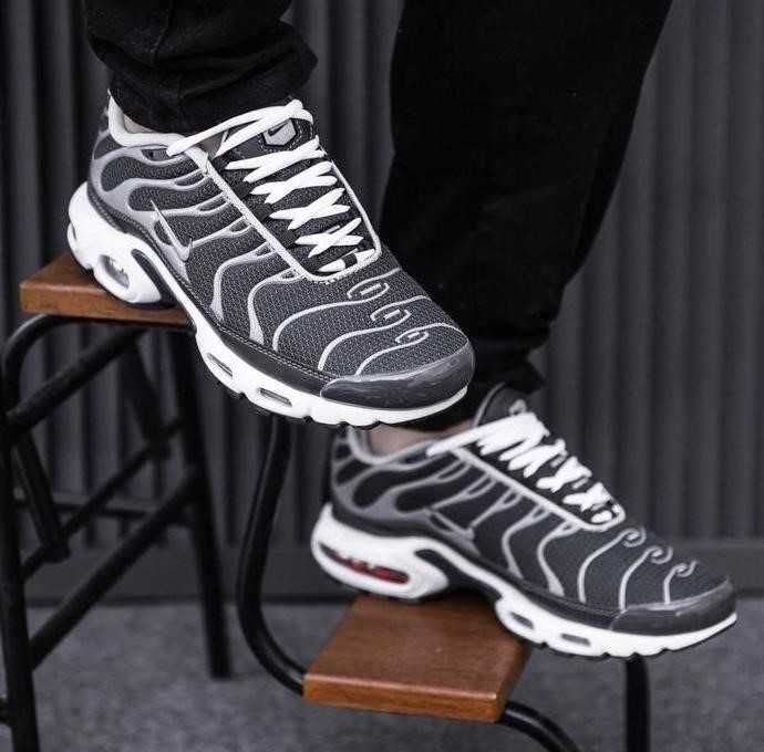 Мужские кроссовки Nike Air Max Plus TN 40-45 найк ТОП