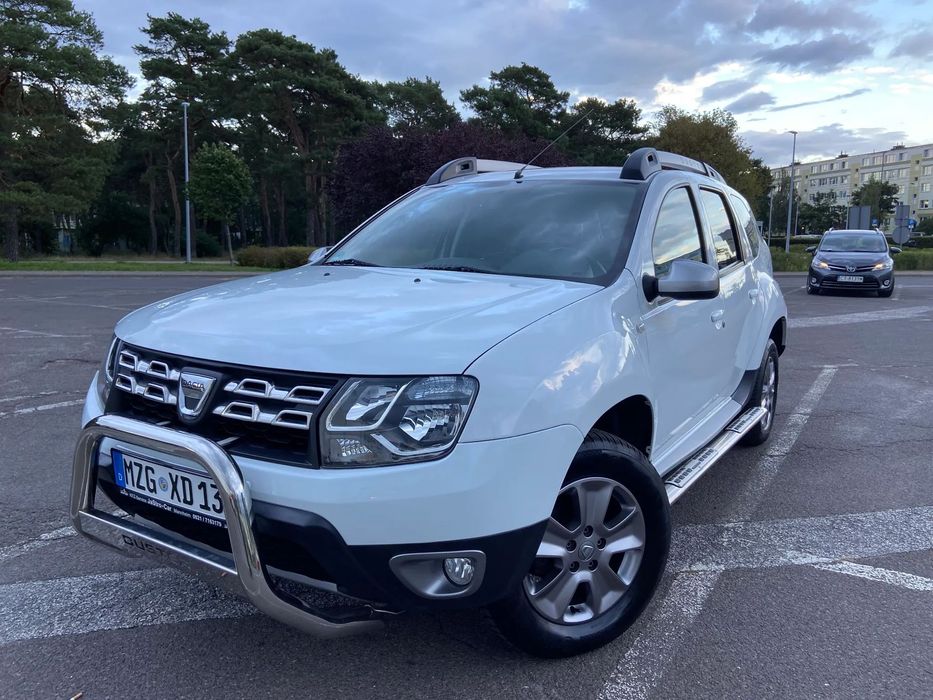 Dacia Duster 1.6 105 km Benzyna/Gaz Skóry Nawigacja Rury Biały