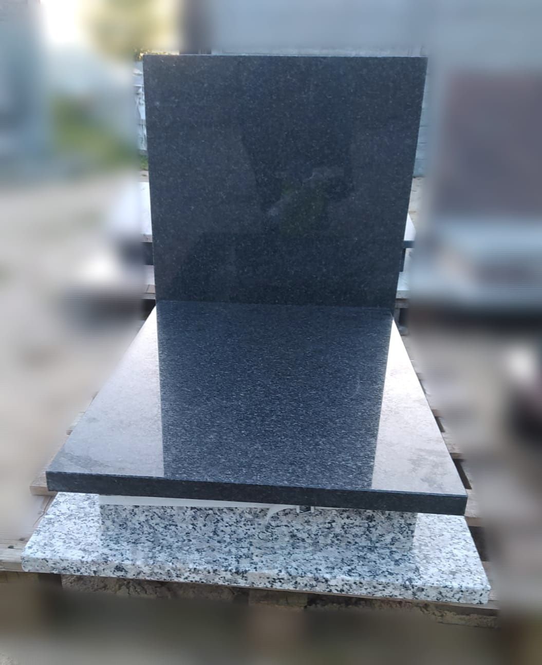 Nagrobek granit pomnik kamieniarstwo