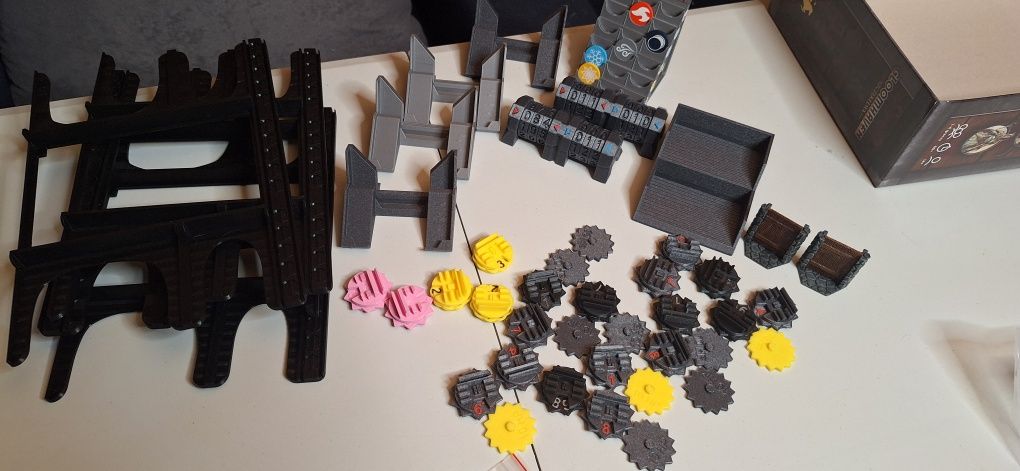 Gra Gloomhaven Szczęki Lwa pomalowana plus insert i dodatki druk3d