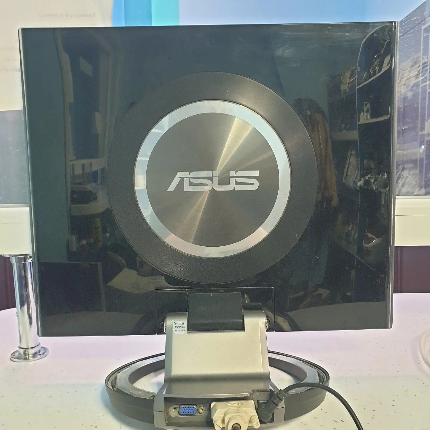 Монітор Asus 22 дюйма