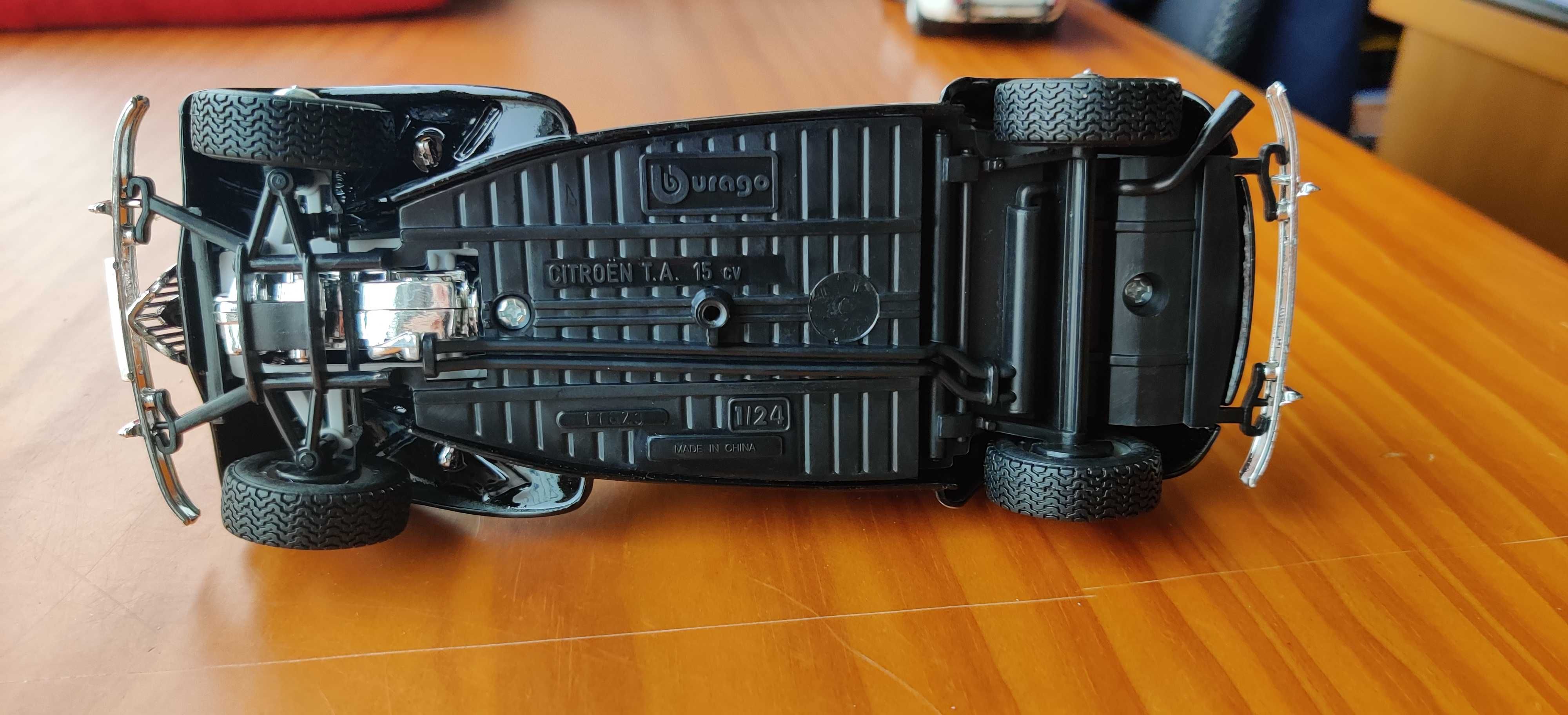Miniatura Citroen TA 15cv 1:24