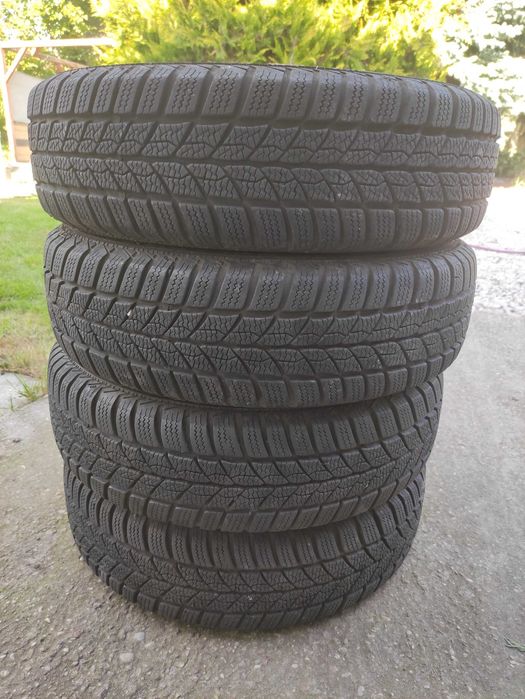 Opony zimowe Barum z felgami stalowymi  155/65 R14 - 4 sztuki