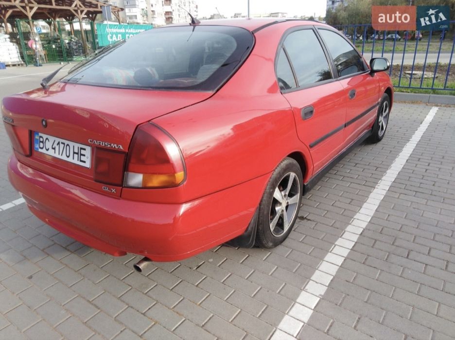 Mitsubishi carisma