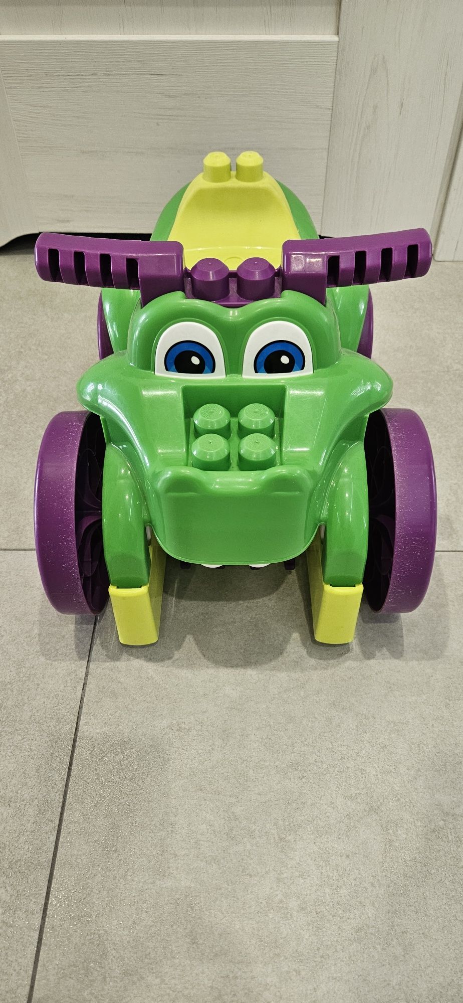 Fisher Price, jeździk zjadacz klocków Krokodyl