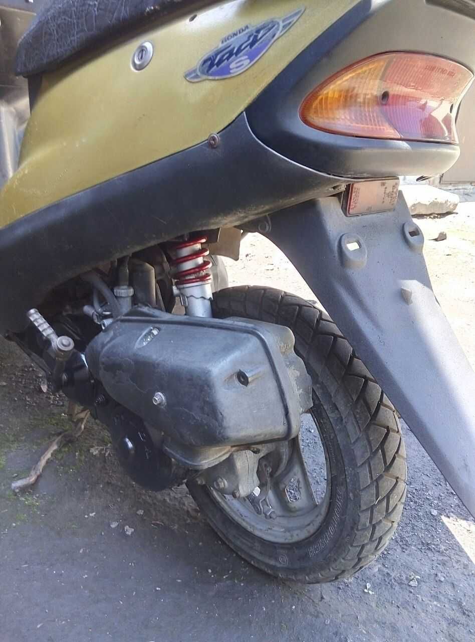 скутер Honda tact 30