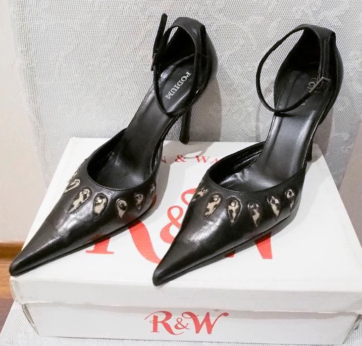 Продам итальянские женские туфли R&W 300 грн