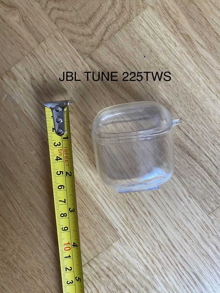 Etui na słuchawki JBL TUNE 225TWS case przezroczysty na słuchawki