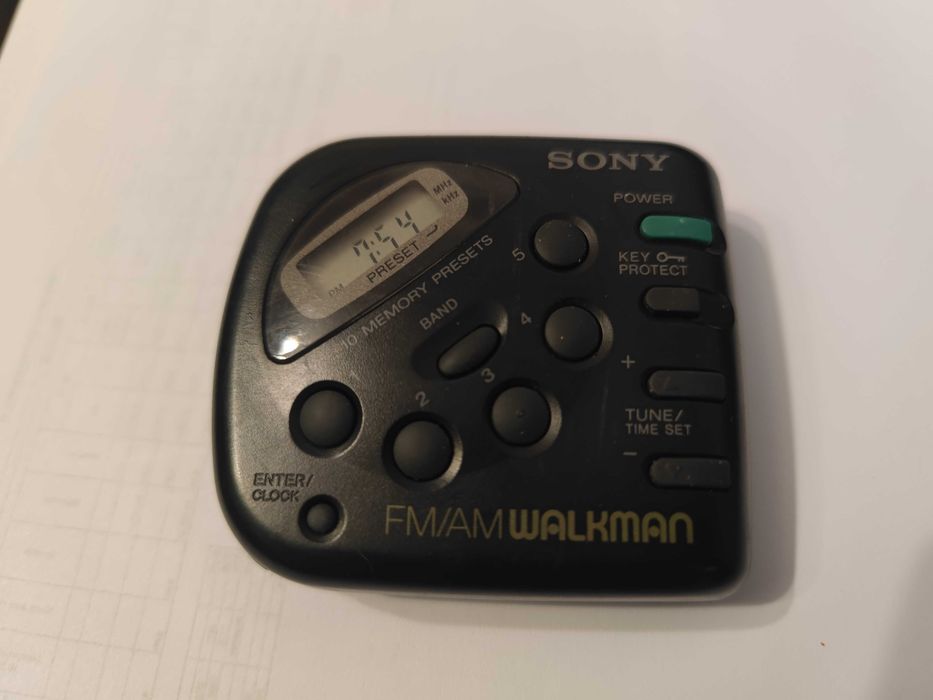 Радиоприемник sony