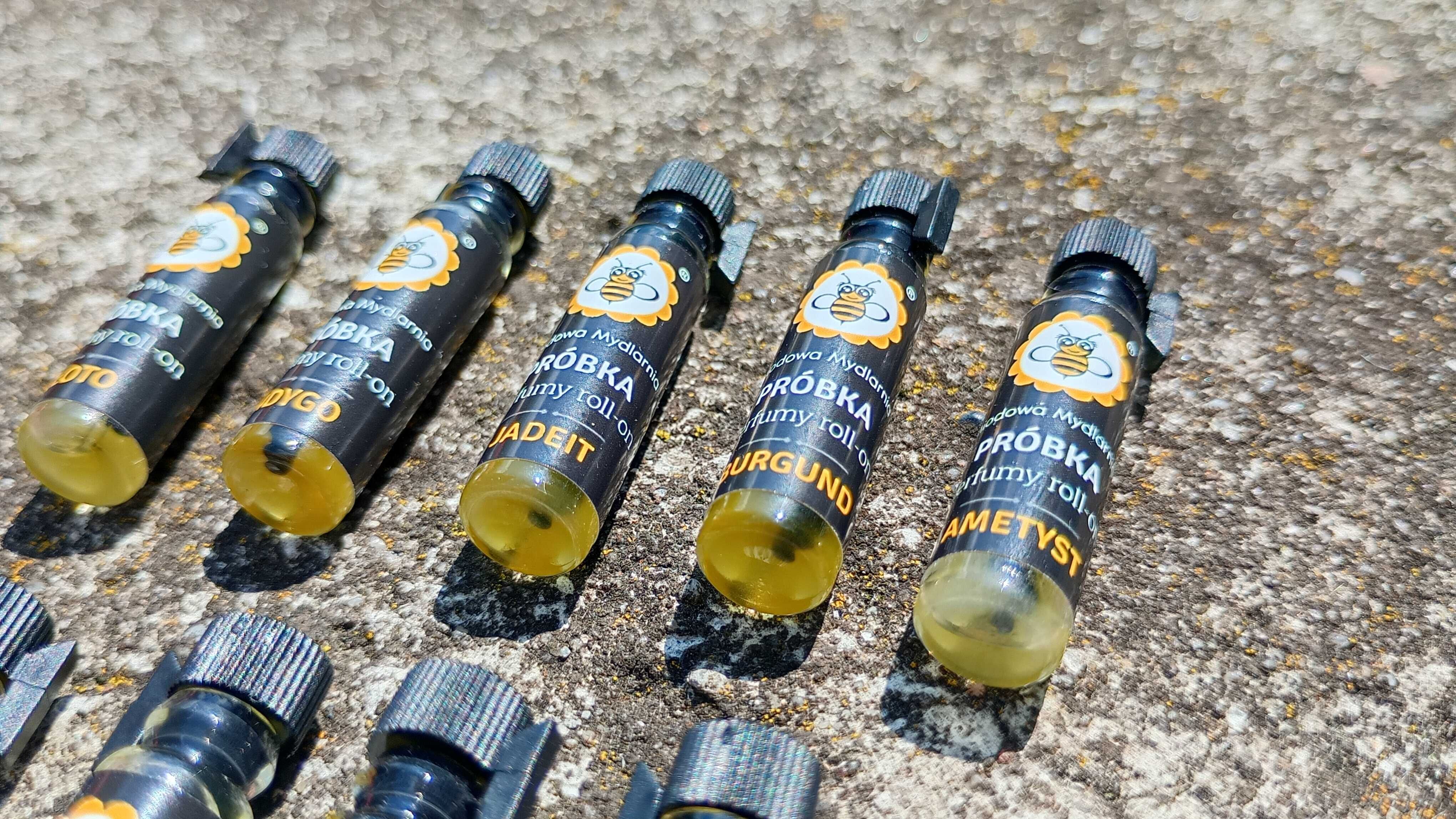 Zestaw próbek perfum roll-on Miodowa Mydlarnia