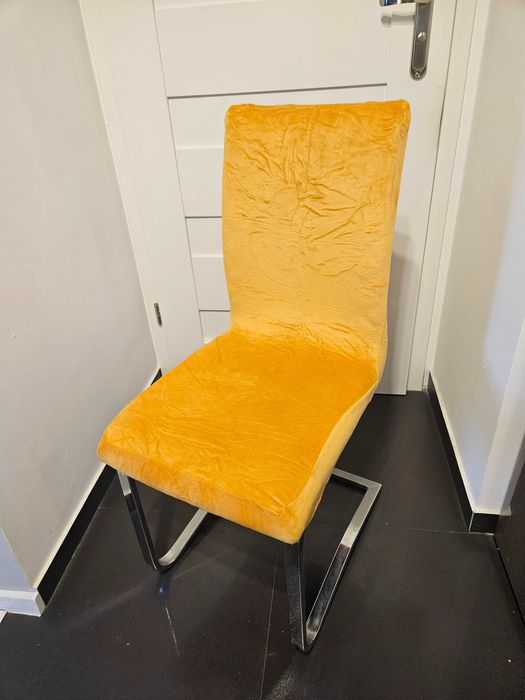 Pokrowce na krzesła miękkie welurowe musztardowe 4 sztuki komplet