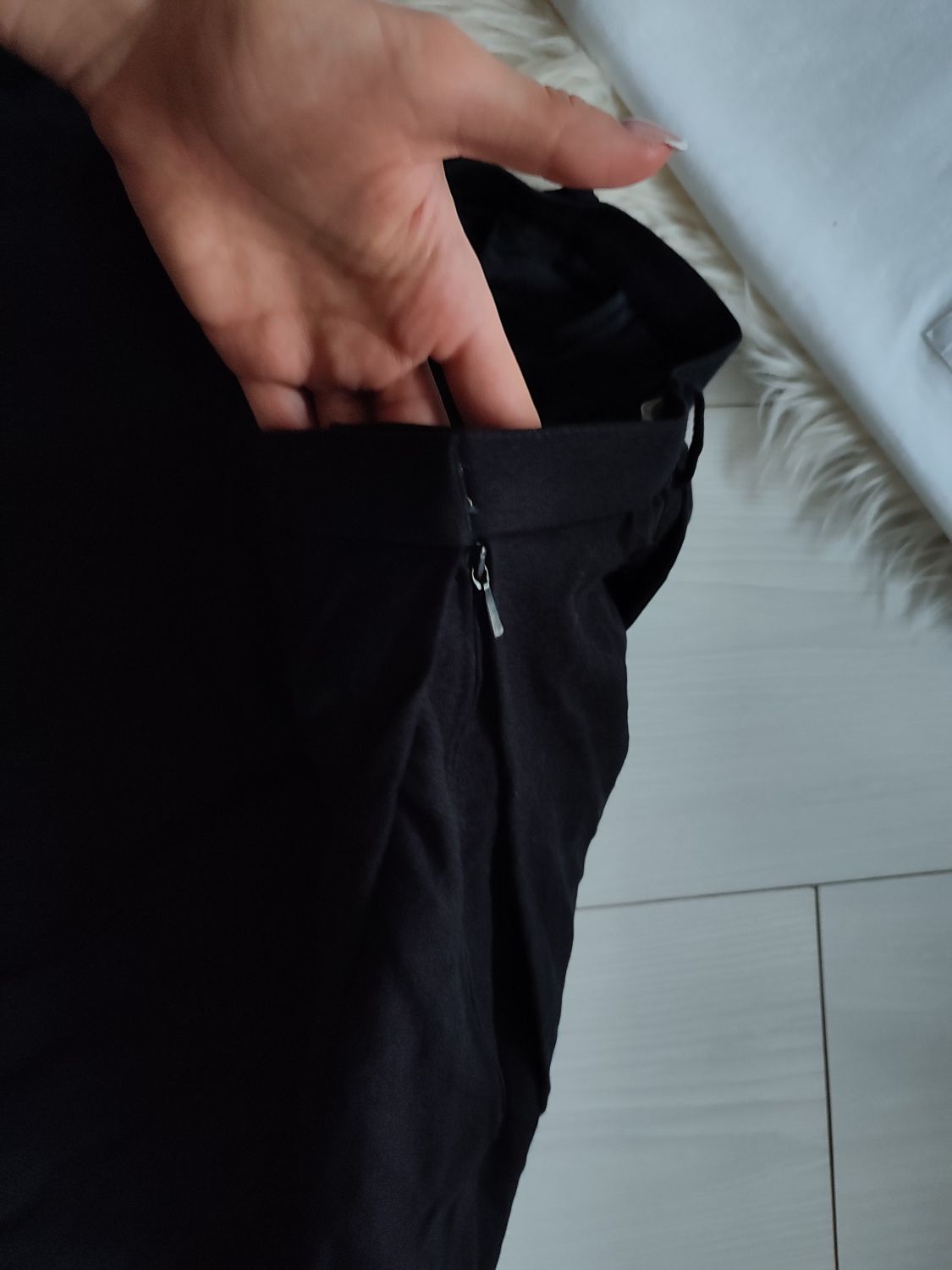 Czarna spódnica spódniczka rozkloszowana plisowana rozmiar 36 S